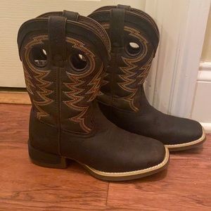 Kids boots